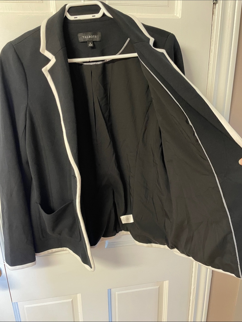 Talbots pique knit blazer 2 button piped black with white trim women’s size 8 - Picture 10 of 16